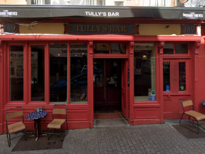 Tully's Bar