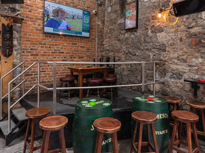 Ryans Bar